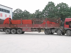 單段破碎機發貨現場