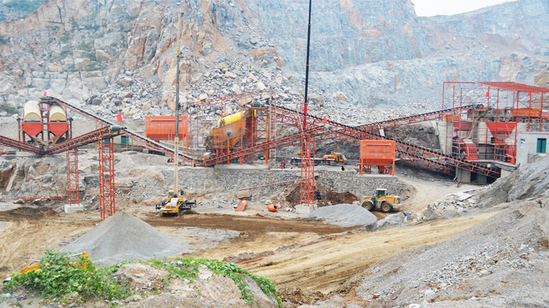 河南滎陽日產萬噸石料廠