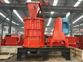 復(fù)合式破碎機(jī)發(fā)貨